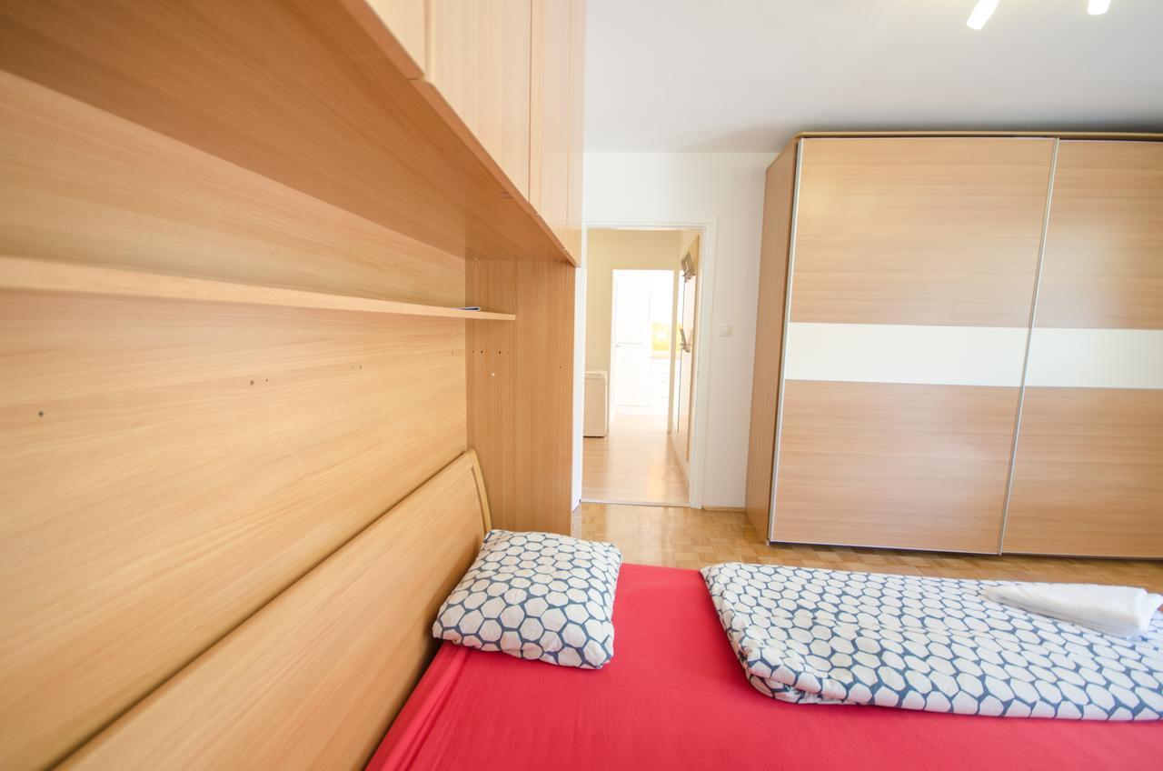 Apartment Near The Train Station Ljubljana Buitenkant foto