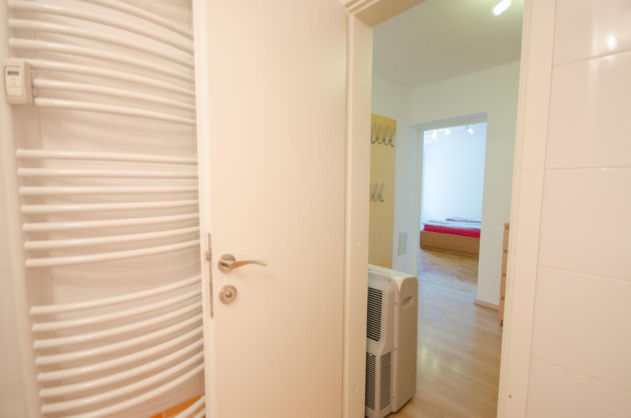 Apartment Near The Train Station Ljubljana Buitenkant foto