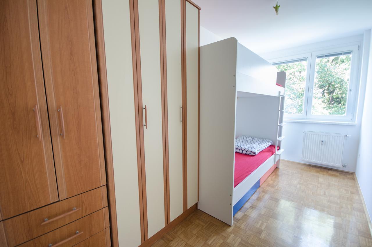 Apartment Near The Train Station Ljubljana Buitenkant foto